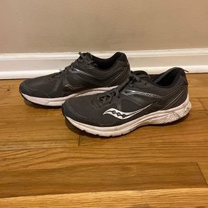Saucony Cohesion. EUC. Sz 8.5
